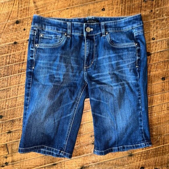 White House Black Market distressed denim 8 Bermuda shorts - Picture 1 of 3
